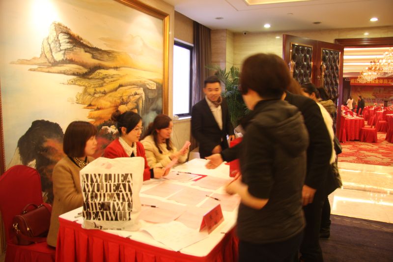 µã»÷д°¿Ú·¿ª´óͼ